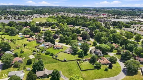 10 Tarry Court Greenwood IN 46142