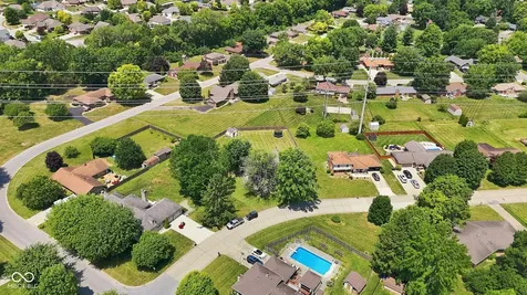 10 Tarry Court Greenwood IN 46142