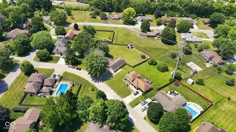 10 Tarry Court Greenwood IN 46142