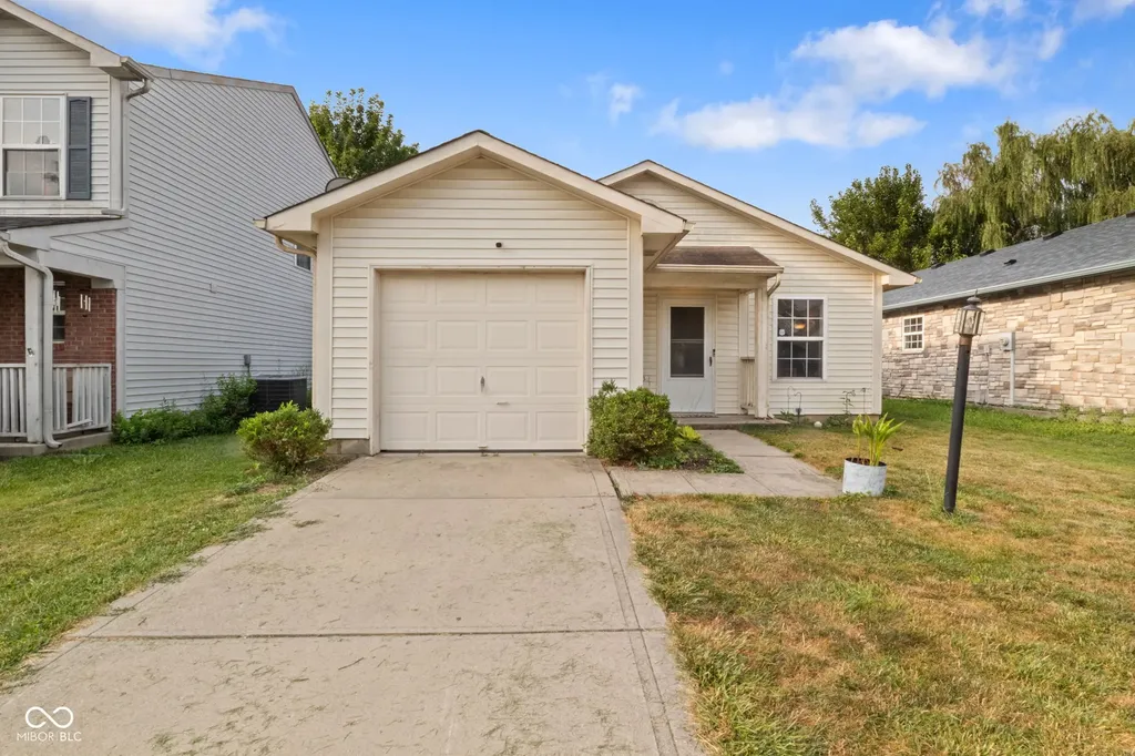 10323 Draycott Avenue Indianapolis IN 46236