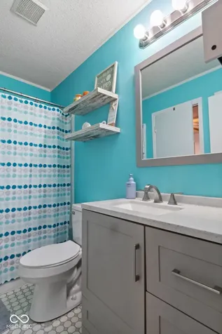 10323 Draycott Avenue Indianapolis IN 46236