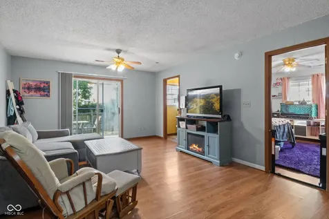 10323 Draycott Avenue Indianapolis IN 46236
