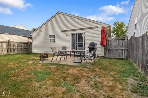 10323 Draycott Avenue Indianapolis IN 46236