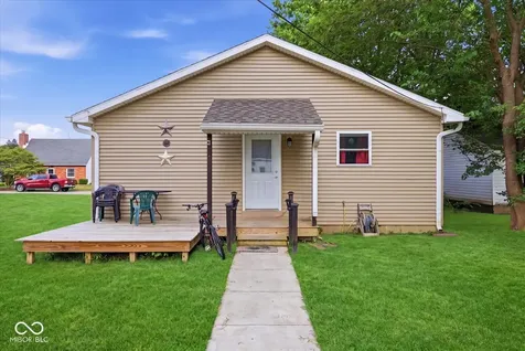 823 Center Street Shelbyville IN 46176