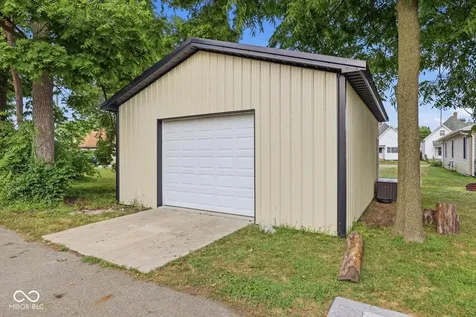 823 Center Street Shelbyville IN 46176