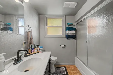 5638 Gray Road Indianapolis IN 46237