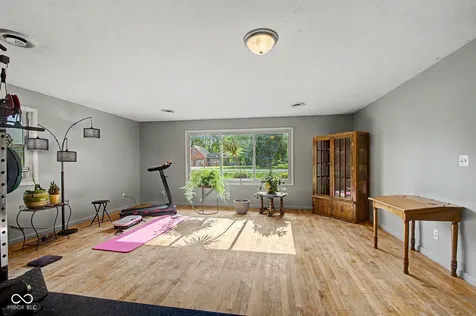 5638 Gray Road Indianapolis IN 46237