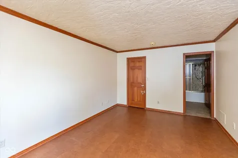 1017 Tuckahoe Street Indianapolis IN 46260