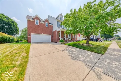 415 N Greenbriar Drive Greenwood IN 46142