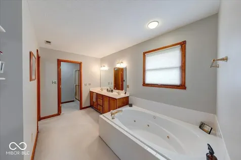 415 N Greenbriar Drive Greenwood IN 46142