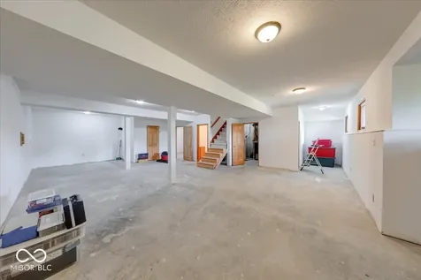 415 N Greenbriar Drive Greenwood IN 46142