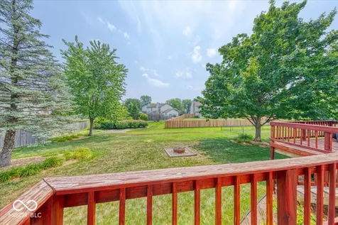 415 N Greenbriar Drive Greenwood IN 46142