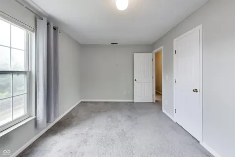 5748 Vicksburg Drive Indianapolis IN 46254
