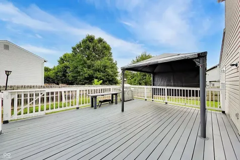 5748 Vicksburg Drive Indianapolis IN 46254