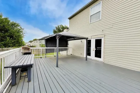5748 Vicksburg Drive Indianapolis IN 46254
