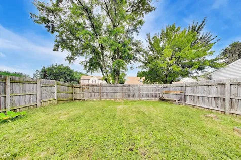 5748 Vicksburg Drive Indianapolis IN 46254