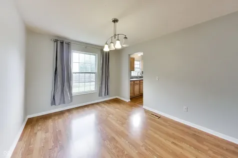 5748 Vicksburg Drive Indianapolis IN 46254