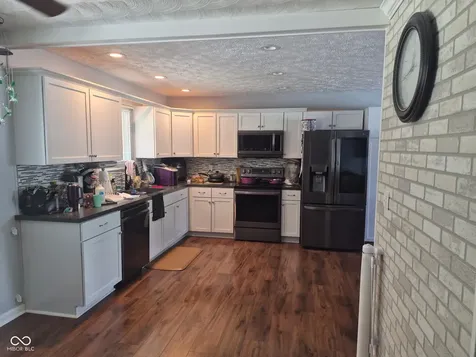 365 Meadow Danville IN 46122