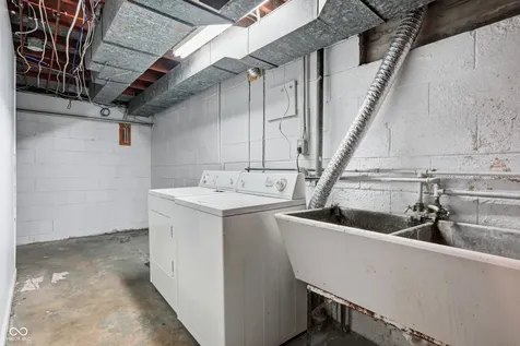 4723 Hinesley Avenue Indianapolis IN 46208