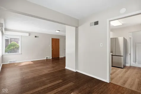 4723 Hinesley Avenue Indianapolis IN 46208
