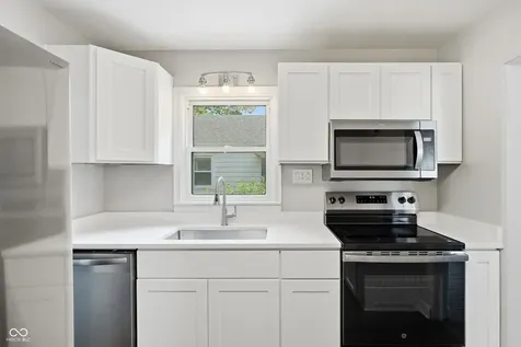 4723 Hinesley Avenue Indianapolis IN 46208