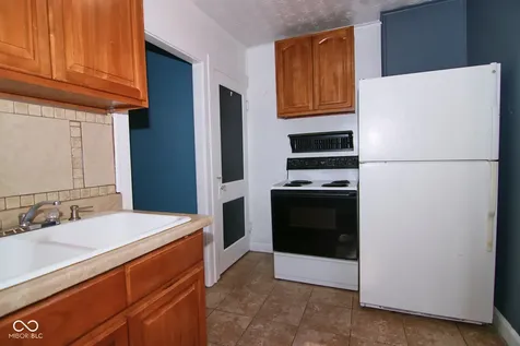 4939 W 11th Street Indianapolis IN 46224