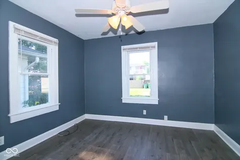 4939 W 11th Street Indianapolis IN 46224