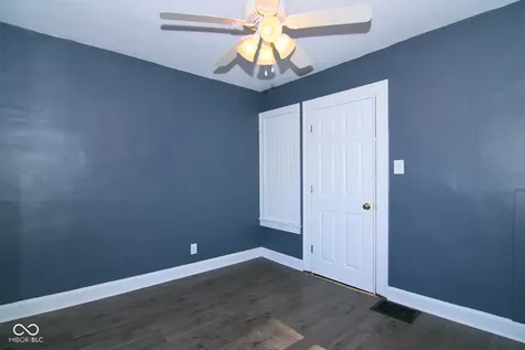 4939 W 11th Street Indianapolis IN 46224