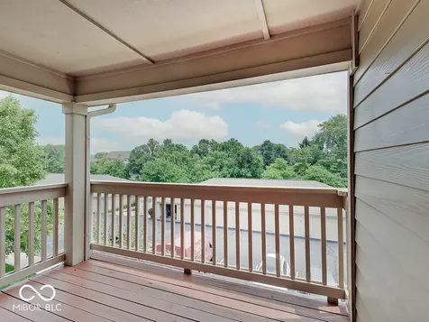 8720 Yardley Court Indianapolis IN 46268