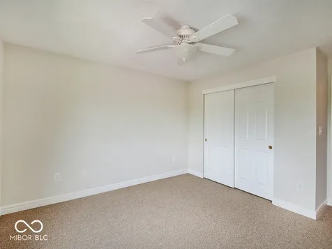 8720 Yardley Court Indianapolis IN 46268