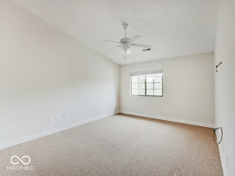 8720 Yardley Court Indianapolis IN 46268