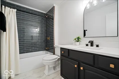 10806 E Lakeshore Drive Carmel IN 46033