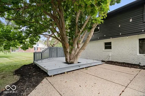 10806 E Lakeshore Drive Carmel IN 46033