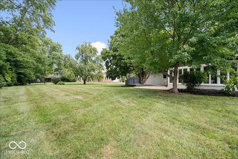 10806 E Lakeshore Drive Carmel IN 46033
