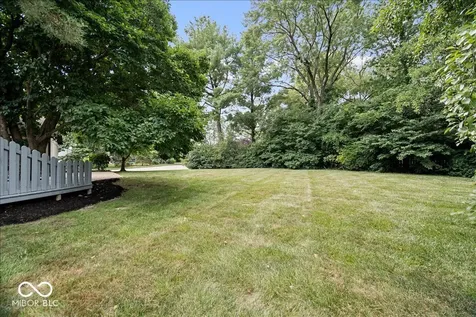 10806 E Lakeshore Drive Carmel IN 46033