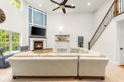 2240 N 700 W Columbus IN 47201