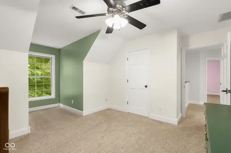 2240 N 700 W Columbus IN 47201