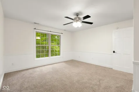 2240 N 700 W Columbus IN 47201