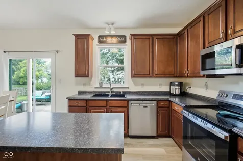 14128 Royalwood Drive Fishers IN 46037