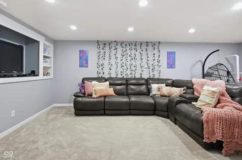 14128 Royalwood Drive Fishers IN 46037