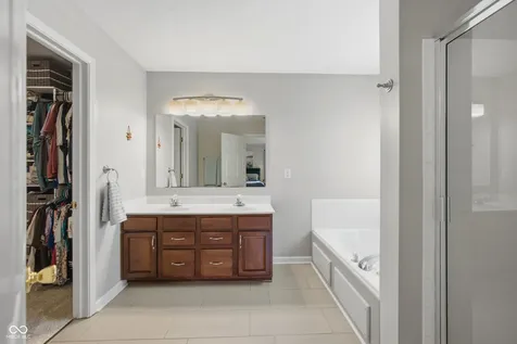 14128 Royalwood Drive Fishers IN 46037