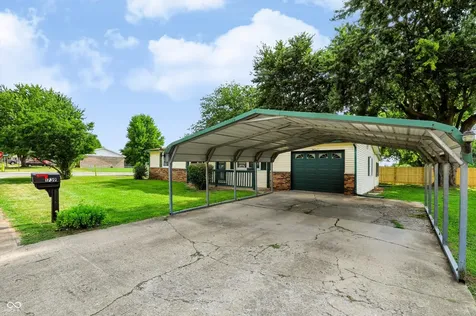 1739 Plantation Drive Martinsville IN 46151