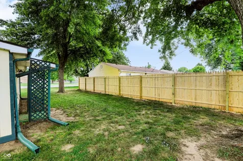 1739 Plantation Drive Martinsville IN 46151