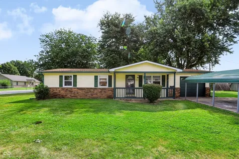 1739 Plantation Drive Martinsville IN 46151