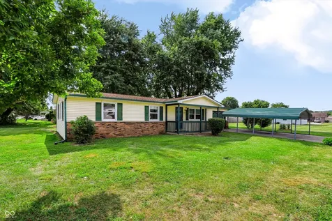 1739 Plantation Drive Martinsville IN 46151