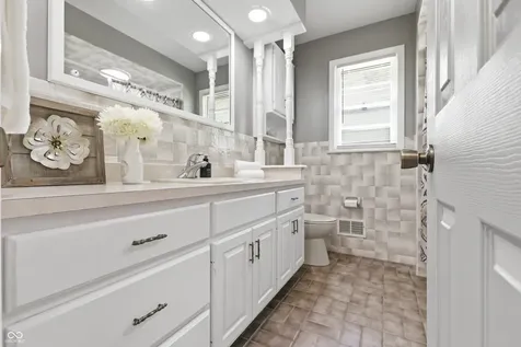 6125 Dorsett Place Indianapolis IN 46220