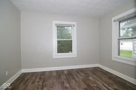 4935 W 11th Street Indianapolis IN 46224