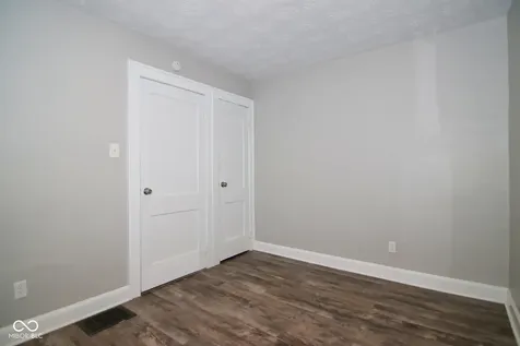 4935 W 11th Street Indianapolis IN 46224