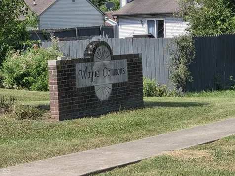 1229 Glenhall Circle Indianapolis IN 46241