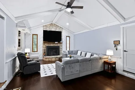 12110 Valley Brook Court Indianapolis IN 46229